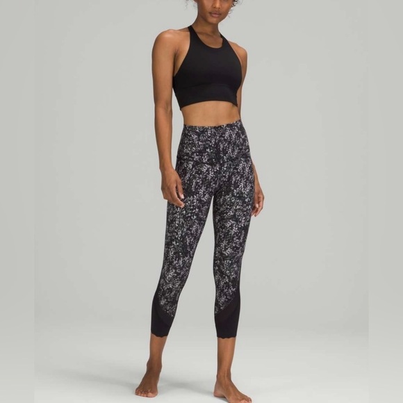 Lululemon Wunder Under Scalloped Hem High-Rise Crop 23" Full-On Luxtreme - Picture 9 of 10